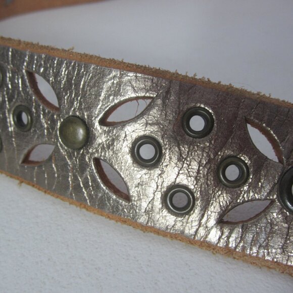 New Fossil Women L Metallic Bronze Gold Leather Studded Pierced Floral Brass - Picture 6 of 10